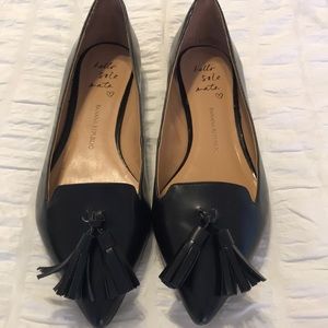 Women’s pointed toe Banana Republic Tassel Flats